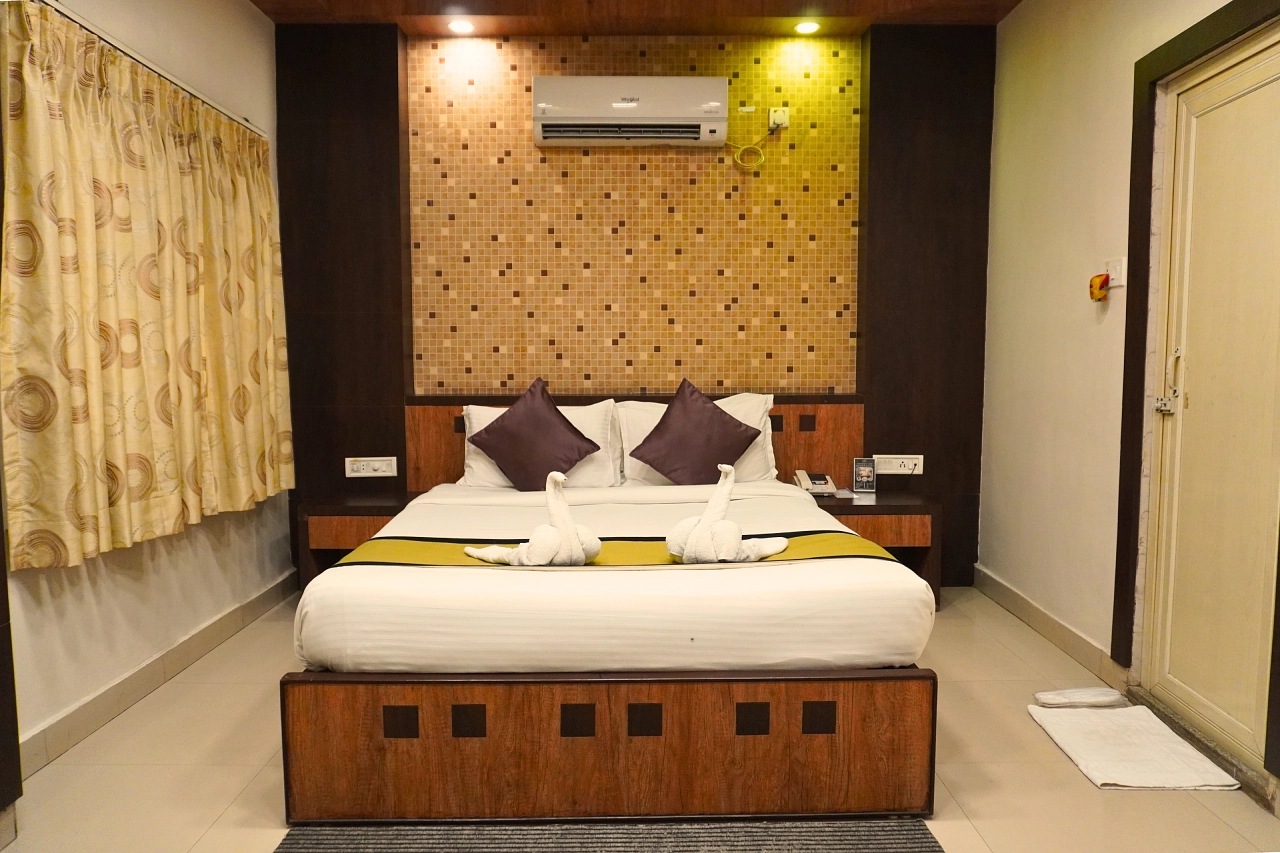 continentallodge.com Photos